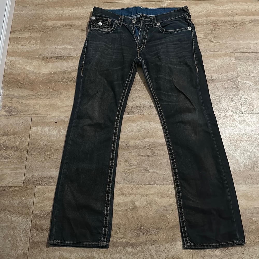 Dark wash True Religion jeans. Size 33